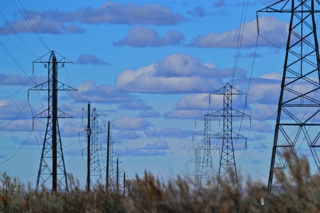 Campos electromagnéticos | Aparición y causas